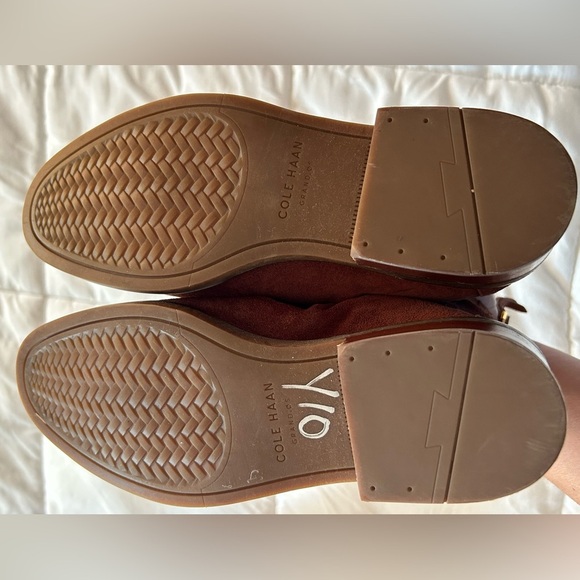 Cole Haan Riona Grand suede leather back zip bootie 6.5 - Picture 4 of 6